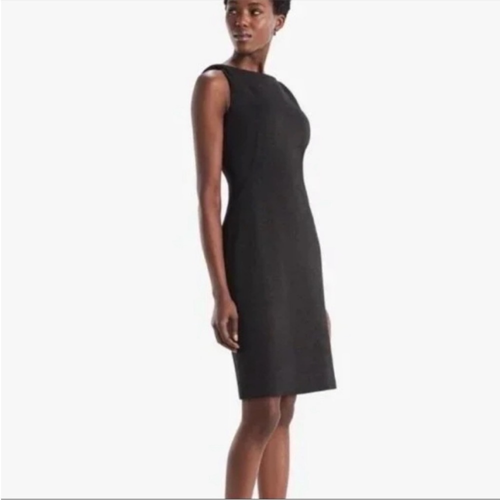 MM Lafleur The Lydia Twisted Strap Ponte Sheath
Dress in Charcoal Grey Size 6 - Picture 3 of 13